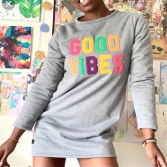 Simply Southern Good Vibes Warmy Sherpa Lined Sweatshirt Dress, Gray, Size XL - Picture 2 of 8